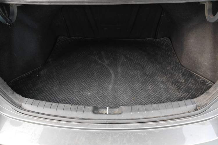Used Hyundai Elantra (6th Generation / Lingdong) 2018 1.4T Dual-Clutch Xuan Dong · Dynamic Edition Trunk