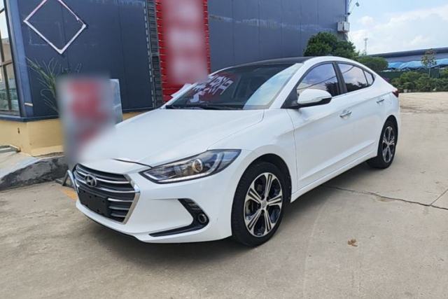 Ojetý Hyundai Elantra (6th Generation / Lingdong) 2018 1.4T Dual-Clutch Xuan Dong · Dynamic Edition