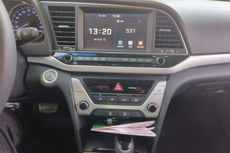 Used Hyundai Elantra (6th Generation / Lingdong) 2018 1.6L Automatic 15th Anniversary Special Edition Audio And AC Panel