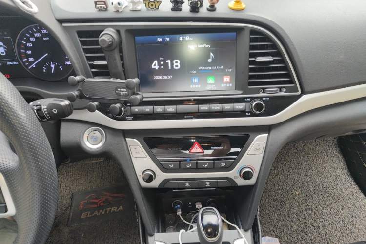 Used Hyundai Elantra (6th Generation / Lingdong) 2018 1.6L Automatic 15th Anniversary Special Edition Audio And AC Panel