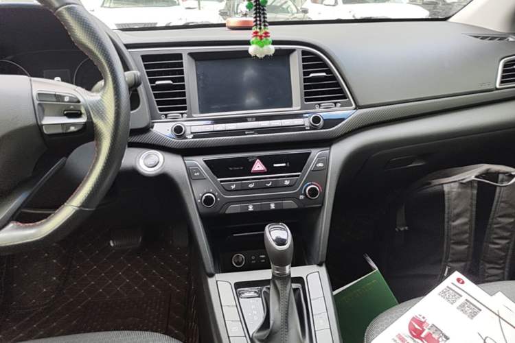 Used Hyundai Elantra (6th Generation / Lingdong) 2018 1.4T Dual-Clutch Xuan Dong · Dynamic Edition Audio And AC Panel