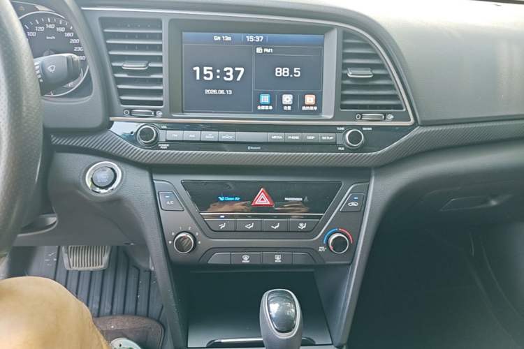 Used Hyundai Elantra (6th Generation / Lingdong) 2018 1.4T Dual-Clutch Xuan Dong · Dynamic Edition Audio And AC Panel