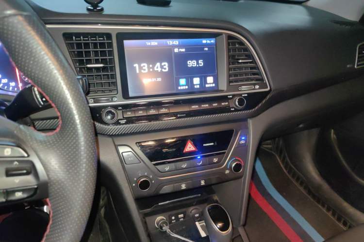 Used Hyundai Elantra (6th Generation / Lingdong) 2018 1.4T Dual-Clutch Xuan Dong · Dynamic Edition Audio And AC Panel