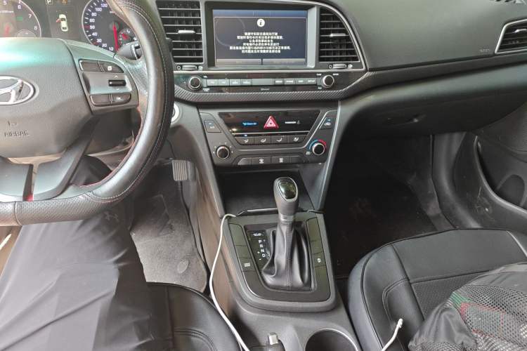 Used Hyundai Elantra (6th Generation / Lingdong) 2018 1.4T Dual-Clutch Xuan Dong · Dynamic Edition Audio And AC Panel