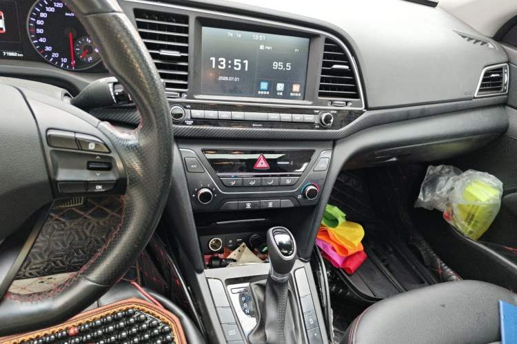Used Hyundai Elantra (6th Generation / Lingdong) 2018 1.4T Dual-Clutch Xuan Dong · Dynamic Edition Audio And AC Panel