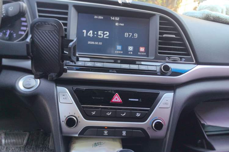 Used Hyundai Elantra (6th Generation / Lingdong) 2018 1.6L Automatic 15th Anniversary Special Edition Audio And AC Panel
