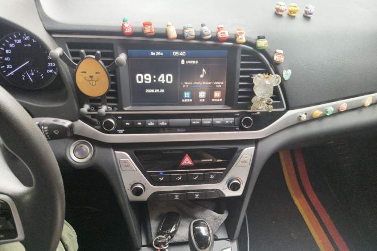 Used Hyundai Elantra (6th Generation / Lingdong) 2018 1.6L Automatic 15th Anniversary Special Edition Audio And AC Panel
