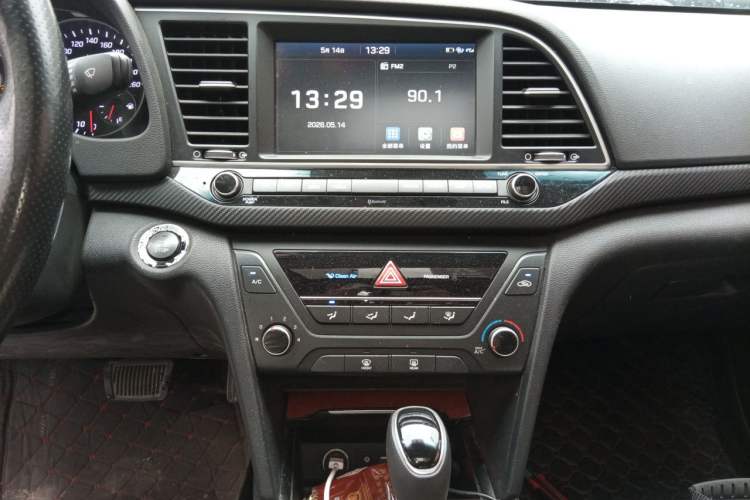 Used Hyundai Elantra (6th Generation / Lingdong) 2018 1.4T Dual-Clutch Xuan Dong · Dynamic Edition Audio And AC Panel
