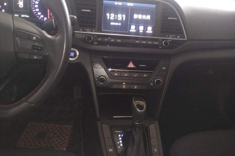 Used Hyundai Elantra (6th Generation / Lingdong) 2018 1.4T Dual-Clutch Xuan Dong · Dynamic Edition Audio And AC Panel