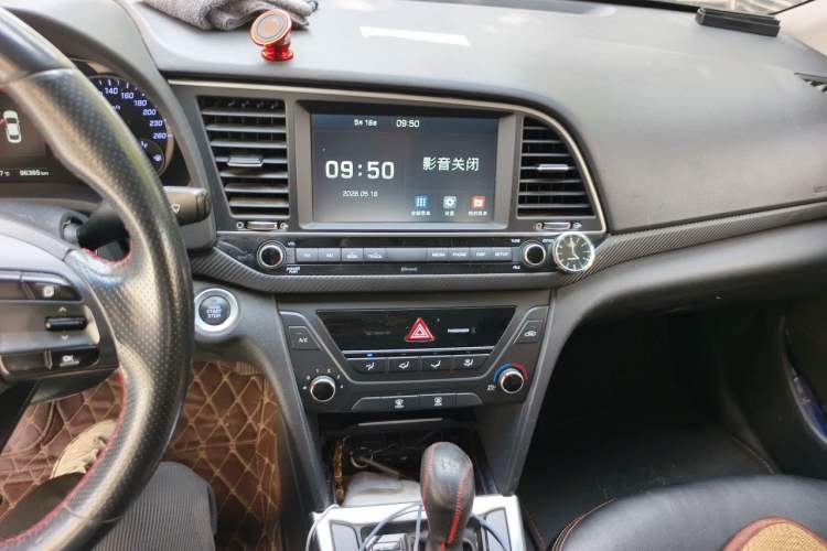 Used Hyundai Elantra (6th Generation / Lingdong) 2018 1.4T Dual-Clutch Xuan Dong · Dynamic Edition Audio And AC Panel