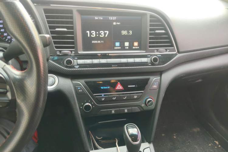 Used Hyundai Elantra (6th Generation / Lingdong) 2018 1.4T Dual-Clutch Xuan Dong · Dynamic Edition Audio And AC Panel