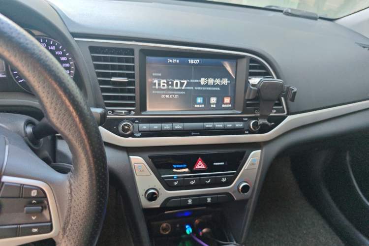 Used Hyundai Elantra (6th Generation / Lingdong) 2018 1.6L Automatic 15th Anniversary Special Edition Audio And AC Panel