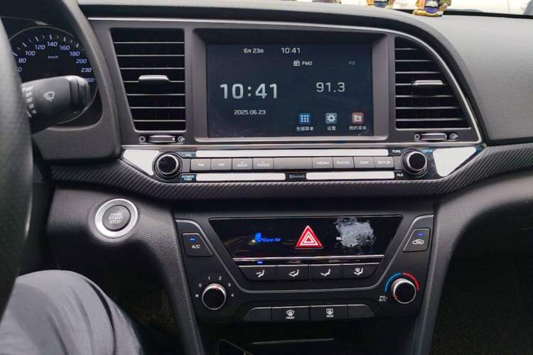 Used Hyundai Elantra (6th Generation / Lingdong) 2018 1.4T Dual-Clutch Xuan Dong · Dynamic Edition Audio And AC Panel