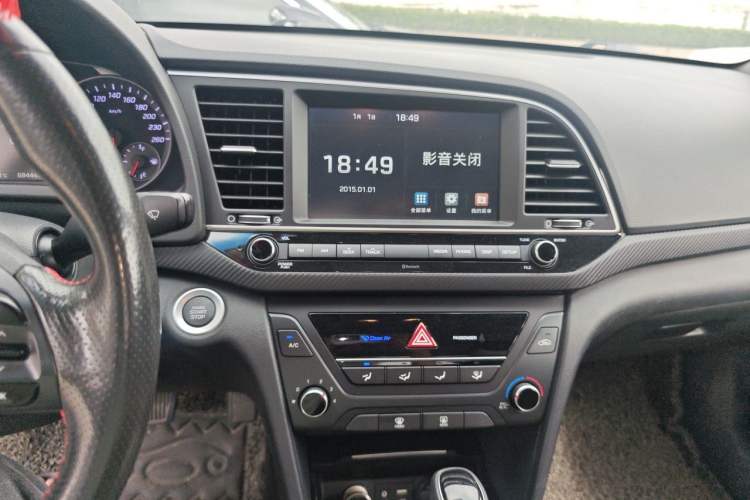 Used Hyundai Elantra (6th Generation / Lingdong) 2018 1.4T Dual-Clutch Xuan Dong · Dynamic Edition Audio And AC Panel