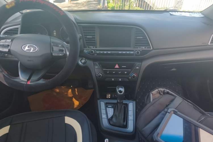 Used Hyundai Elantra (6th Generation / Lingdong) 2018 1.4T Dual-Clutch Xuan Dong · Dynamic Edition Audio And AC Panel