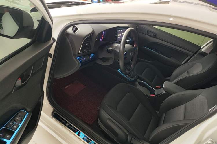 Used Hyundai Elantra (6th Generation / Lingdong) 2018 1.4T Dual-Clutch Xuan Dong · Dynamic Edition Driver Seat
