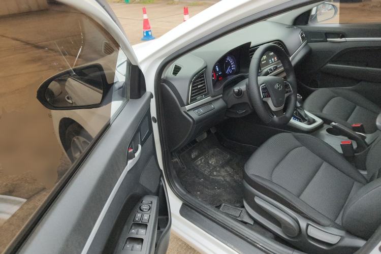 Used Hyundai Elantra (6th Generation / Lingdong) 2018 1.6L Automatic 15th Anniversary Special Edition Driver Seat