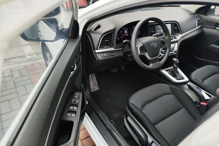Used Hyundai Elantra (6th Generation / Lingdong) 2018 1.6L Automatic 15th Anniversary Special Edition Driver Seat