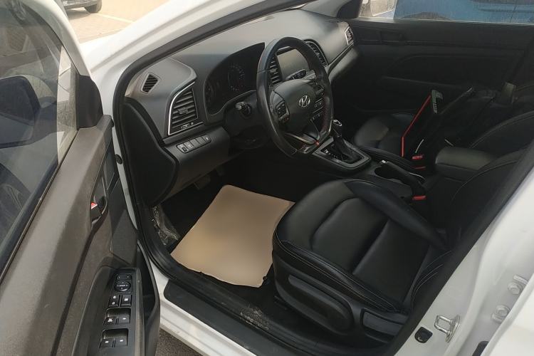 Used Hyundai Elantra (6th Generation / Lingdong) 2018 1.4T Dual-Clutch Xuan Dong · Dynamic Edition Driver Seat
