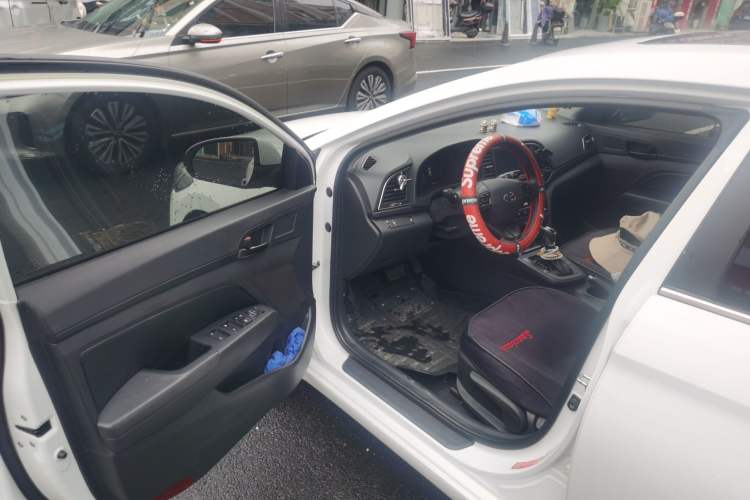 Used Hyundai Elantra (6th Generation / Lingdong) 2018 1.4T Dual-Clutch Xuan Dong · Dynamic Edition Driver Seat