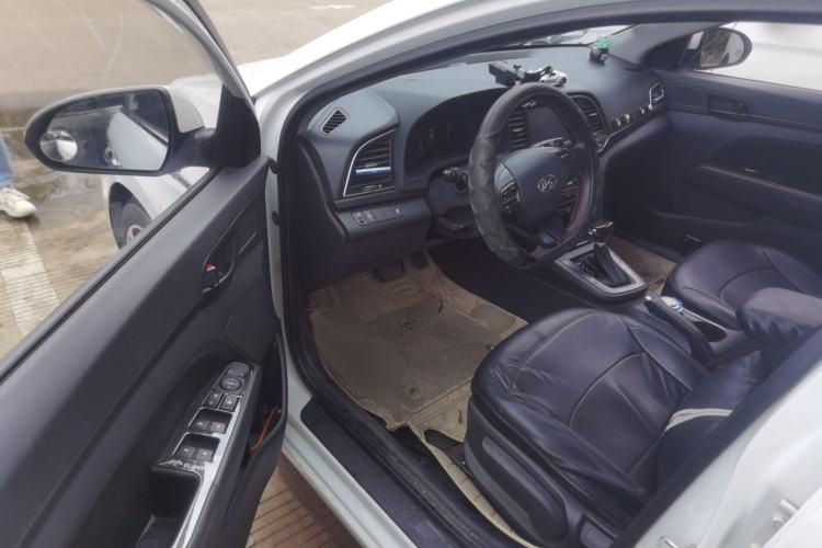 Used Hyundai Elantra (6th Generation / Lingdong) 2018 1.4T Dual-Clutch Xuan Dong · Dynamic Edition Driver Seat
