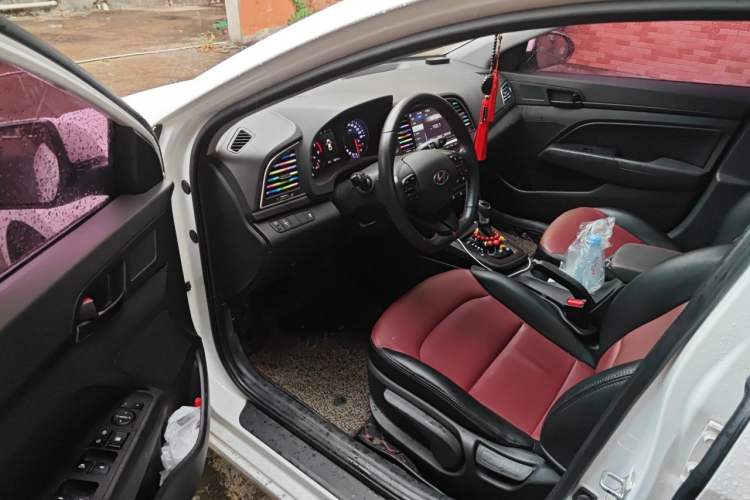 Used Hyundai Elantra (6th Generation / Lingdong) 2018 1.4T Dual-Clutch Xuan Dong · Dynamic Edition Driver Seat