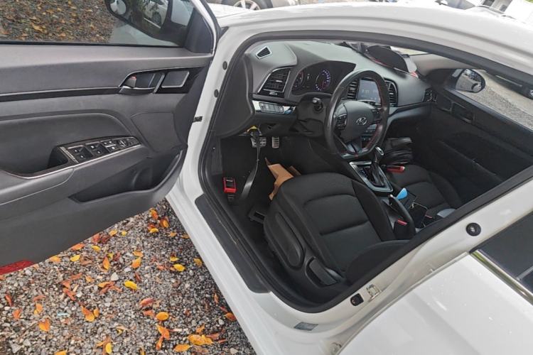 Used Hyundai Elantra (6th Generation / Lingdong) 2018 1.4T Dual-Clutch Xuan Dong · Dynamic Edition Driver Seat