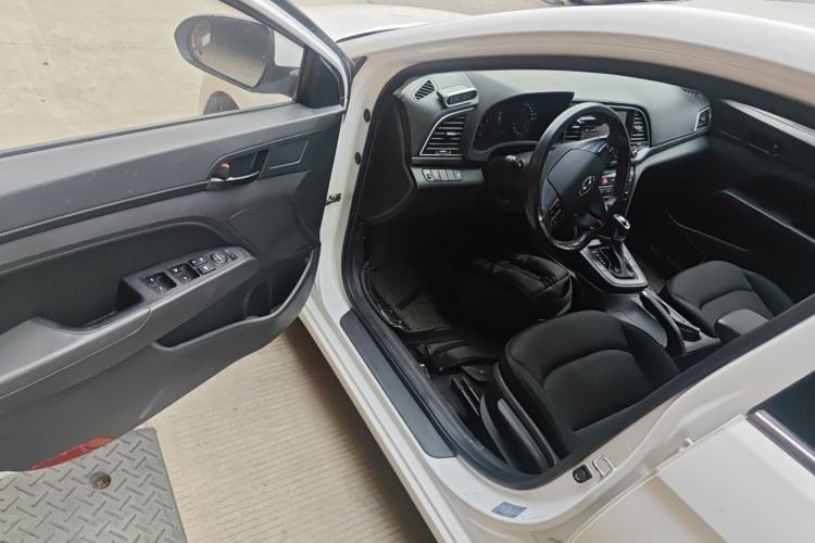 Used Hyundai Elantra (6th Generation / Lingdong) 2018 1.4T Dual-Clutch Xuan Dong · Dynamic Edition Driver Seat