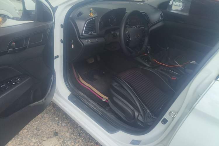 Used Hyundai Elantra (6th Generation / Lingdong) 2018 1.4T Dual-Clutch Xuan Dong · Dynamic Edition Driver Seat
