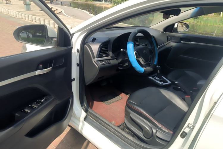 Used Hyundai Elantra (6th Generation / Lingdong) 2018 1.6L Automatic 15th Anniversary Special Edition Driver Seat