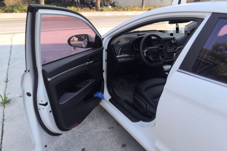 Used Hyundai Elantra (6th Generation / Lingdong) 2018 1.6L Automatic 15th Anniversary Special Edition Driver Seat