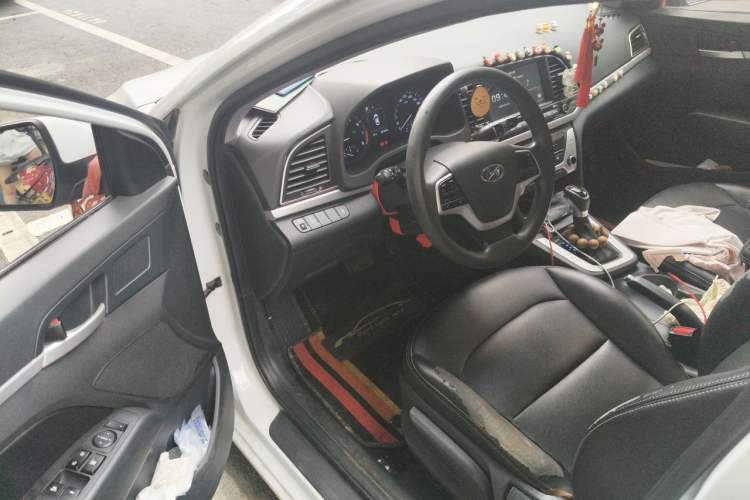 Used Hyundai Elantra (6th Generation / Lingdong) 2018 1.6L Automatic 15th Anniversary Special Edition Driver Seat