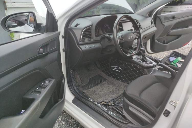 Used Hyundai Elantra (6th Generation / Lingdong) 2018 1.4T Dual-Clutch Xuan Dong · Dynamic Edition Driver Seat