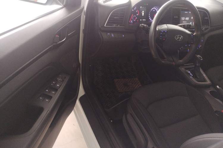 Used Hyundai Elantra (6th Generation / Lingdong) 2018 1.4T Dual-Clutch Xuan Dong · Dynamic Edition Driver Seat