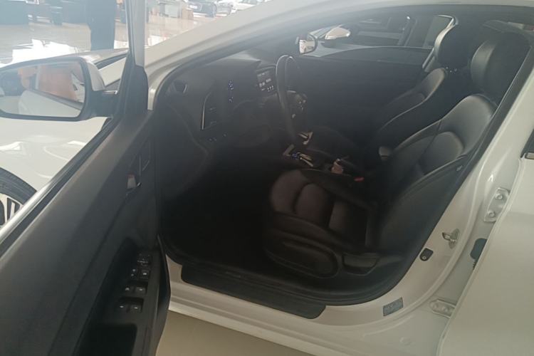 Used Hyundai Elantra (6th Generation / Lingdong) 2018 1.4T Dual-Clutch Xuan Dong · Dynamic Edition Driver Seat