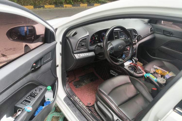 Used Hyundai Elantra (6th Generation / Lingdong) 2018 1.4T Dual-Clutch Xuan Dong · Dynamic Edition Driver Seat