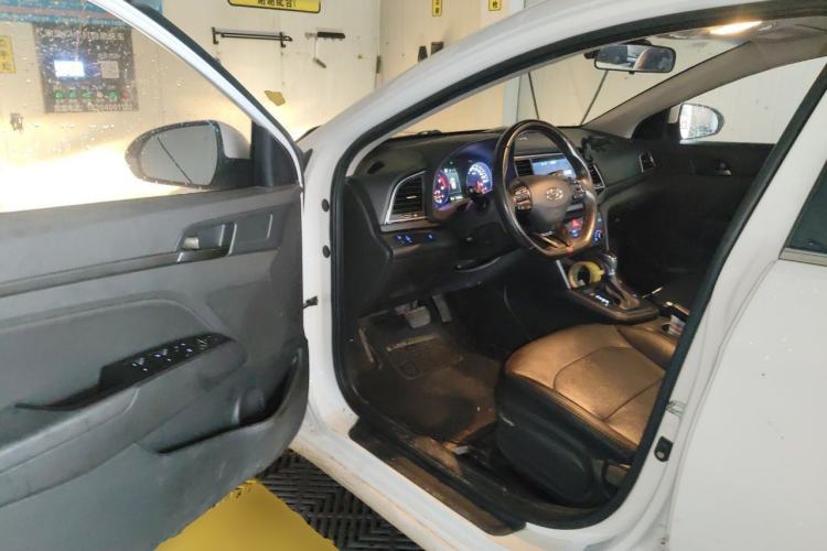Used Hyundai Elantra (6th Generation / Lingdong) 2018 1.4T Dual-Clutch Xuan Dong · Dynamic Edition Driver Seat