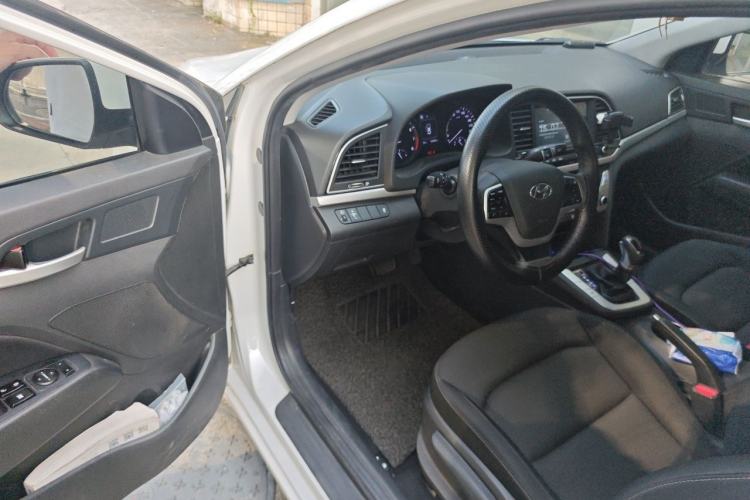 Used Hyundai Elantra (6th Generation / Lingdong) 2018 1.6L Automatic 15th Anniversary Special Edition Driver Seat