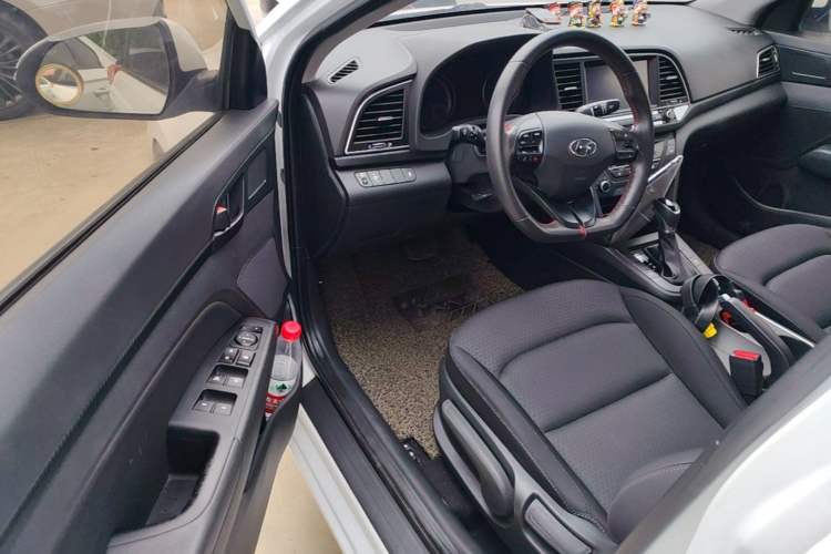 Used Hyundai Elantra (6th Generation / Lingdong) 2018 1.4T Dual-Clutch Xuan Dong · Dynamic Edition Driver Seat