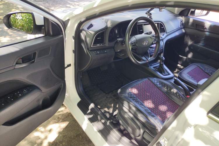 Used Hyundai Elantra (6th Generation / Lingdong) 2018 1.4T Dual-Clutch Xuan Dong · Dynamic Edition Driver Seat