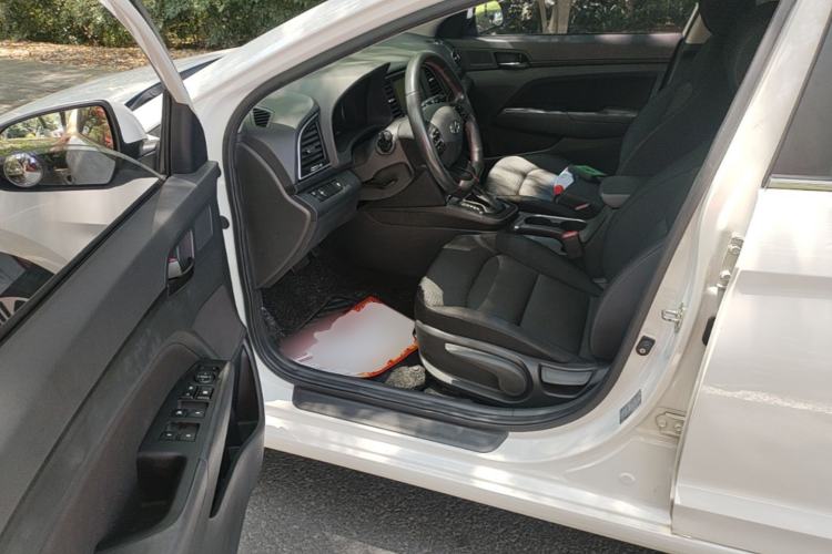 Used Hyundai Elantra (6th Generation / Lingdong) 2018 1.4T Dual-Clutch Xuan Dong · Dynamic Edition Driver Seat