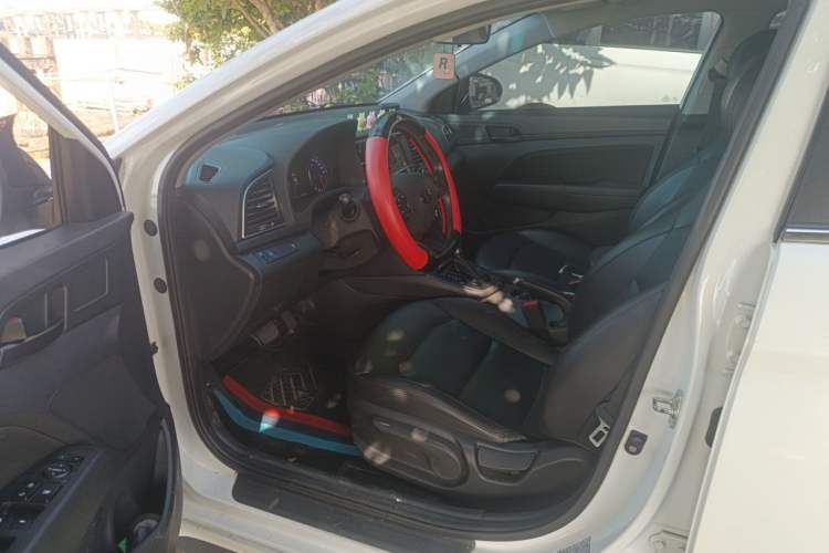 Used Hyundai Elantra (6th Generation / Lingdong) 2018 1.4T Dual-Clutch Xuan Dong · Dynamic Edition Driver Seat