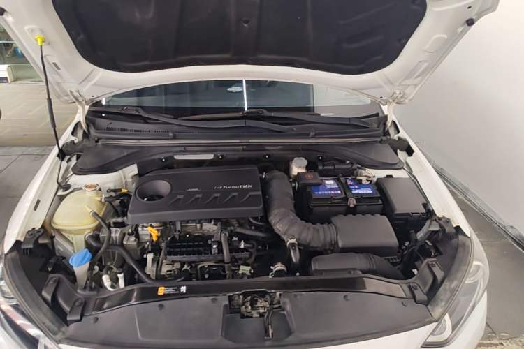 Used Hyundai Elantra (6th Generation / Lingdong) 2018 1.4T Dual-Clutch Xuan Dong · Dynamic Edition Engine Bay