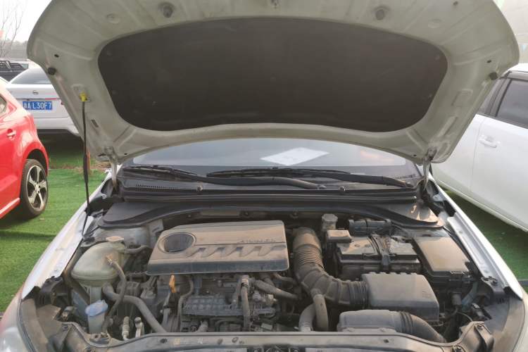 Used Hyundai Elantra (6th Generation / Lingdong) 2018 1.4T Dual-Clutch Xuan Dong · Dynamic Edition Engine Bay