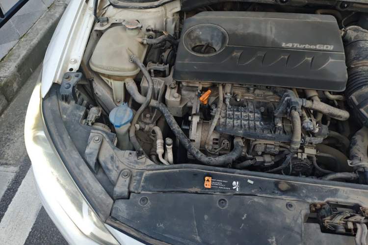 Used Hyundai Elantra (6th Generation / Lingdong) 2018 1.4T Dual-Clutch Xuan Dong · Dynamic Edition Engine Bay Right