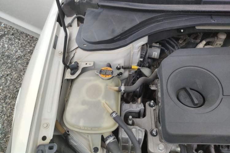 Used Hyundai Elantra (6th Generation / Lingdong) 2018 1.4T Dual-Clutch Xuan Dong · Dynamic Edition Engine Bay Right