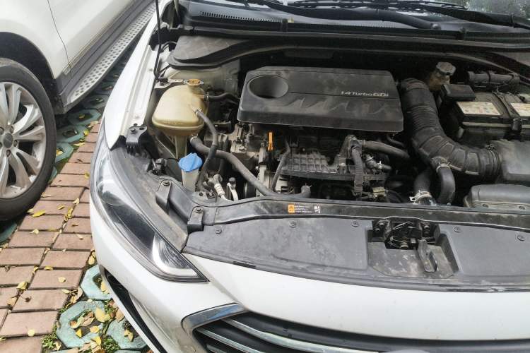 Used Hyundai Elantra (6th Generation / Lingdong) 2018 1.4T Dual-Clutch Xuan Dong · Dynamic Edition Engine Bay Right