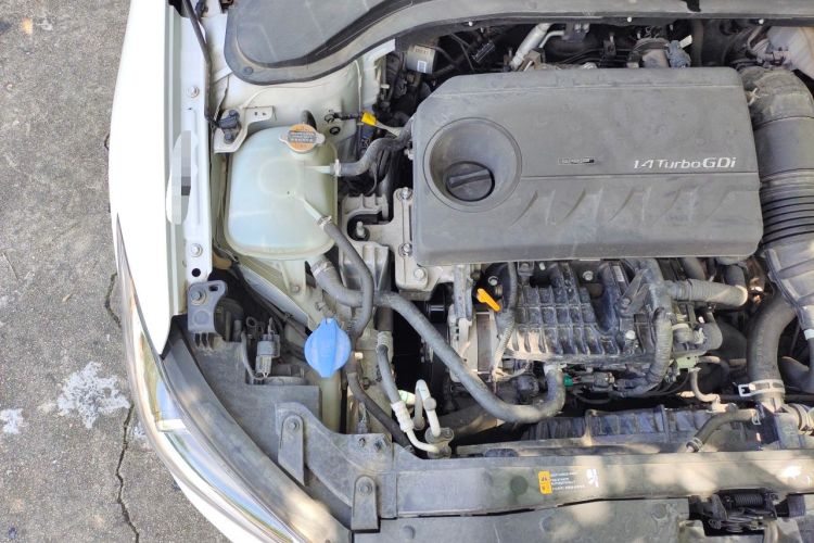 Used Hyundai Elantra (6th Generation / Lingdong) 2018 1.4T Dual-Clutch Xuan Dong · Dynamic Edition Engine Bay Right