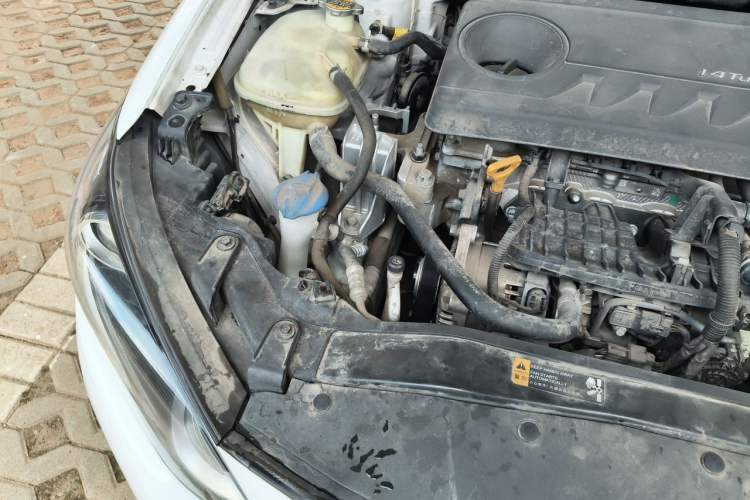 Used Hyundai Elantra (6th Generation / Lingdong) 2018 1.4T Dual-Clutch Xuan Dong · Dynamic Edition Engine Bay Right