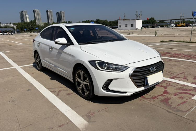 Used Hyundai Elantra (6th Generation / Lingdong) 2018 1.4T Dual-Clutch Xuan Dong · Dynamic Edition Exterior 2